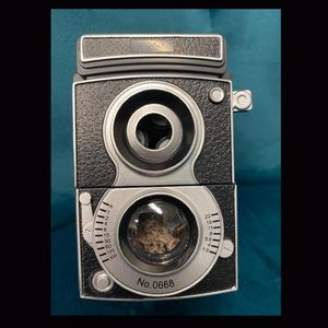 Retro camera pencil sharpener